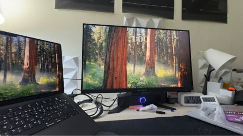 شاشه  144 هيرتز