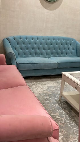 صاله كامله مع طاولات 