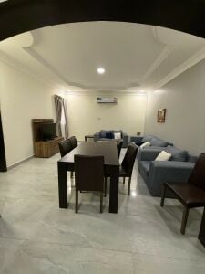 للايجار بالثمامه شقه غرفتين شامل