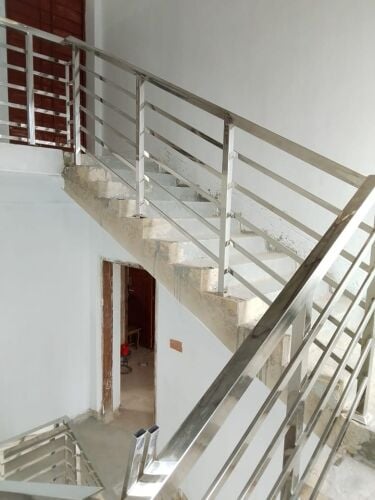 اعمال الحديد والاسوار الخ.