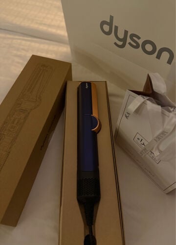 Dyson Airstrait Straightener