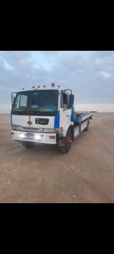 10 ton break down nissan ud