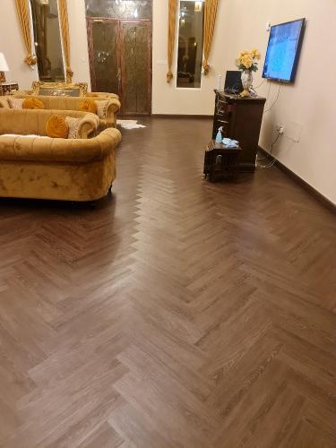 Flooring zig zak