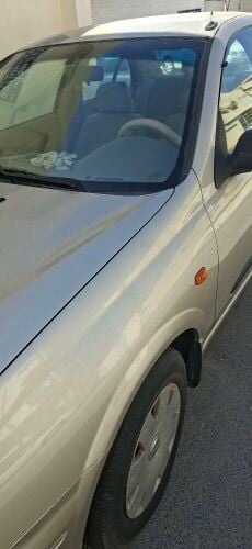 Nissan sunny good in condition.