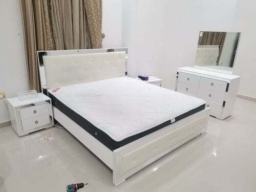 bedroom set 