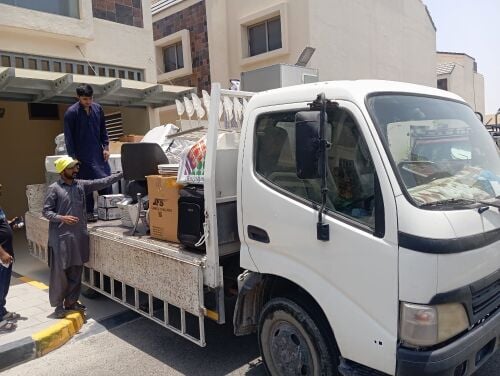 نقل العفش وتحميل جميع الأغراض