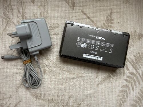 Nintendo 3ds with 35 games