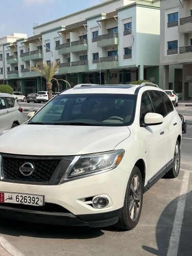 Nissan Pathfinder sv