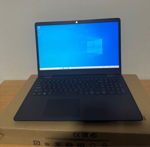 Dell 10gen 15.6 inch , original 