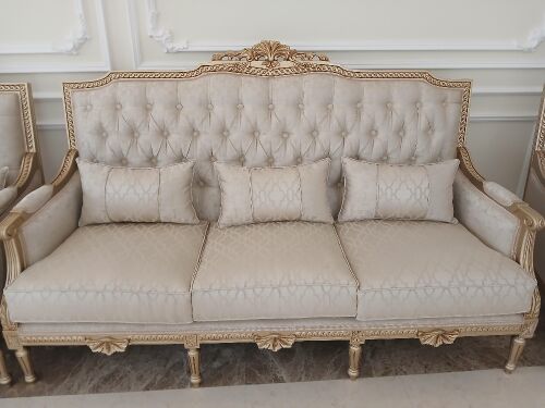 call WhatsApp 70066197