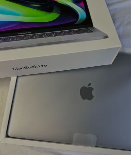 MacBook Pro 13 M2
