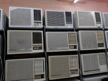 صيانة جميع انواع المكيفات 
بيع و