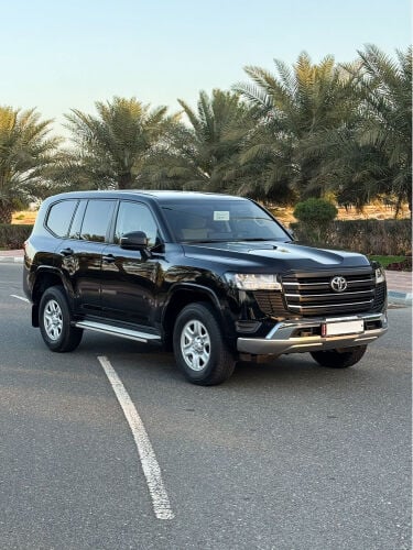للبيع جي اكس2024 اسود