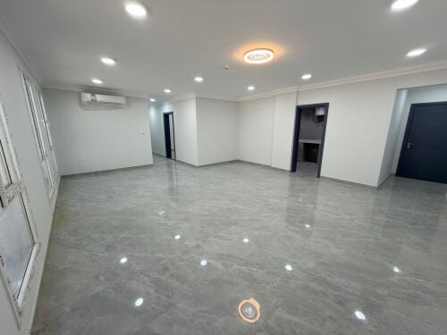 ام قرن شقه اول ساكن مع شهر مجانا 