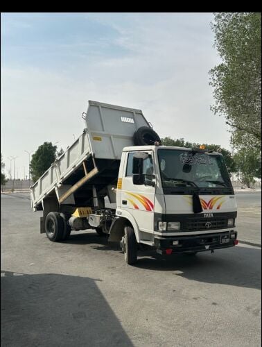 tipper truck boom truck