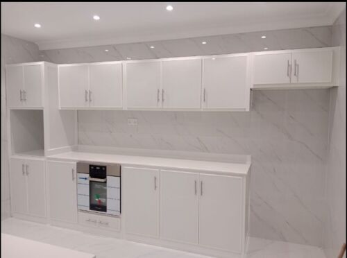 تفصيل مطابخ المنيوم تفصيل أبواب