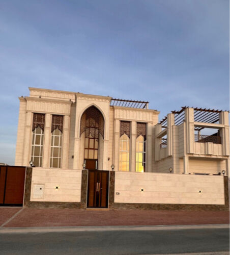 للبيع فيلا في الثميد 1000 م 