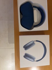 Apple airpods  Max 