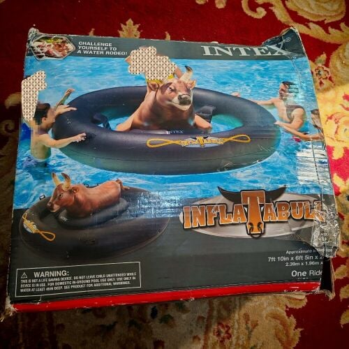 لعبة مائية قابلة للنفخ شبه جديد