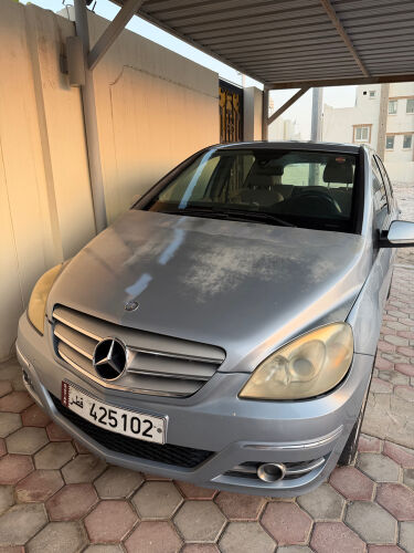 Mercedes B200 hatchback 