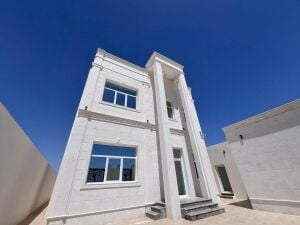 للبيع|فيلا فاخرة في الصخامة