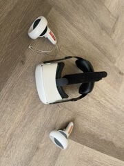 VR Meta Quest 2