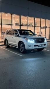 GXR V8
