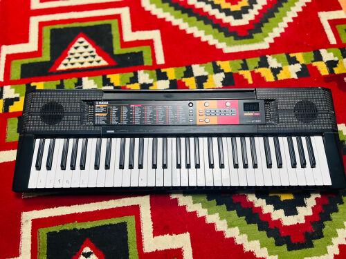 Yamaha PSR-F51 Keyboard 