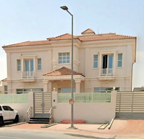 فيلا في نعيجة