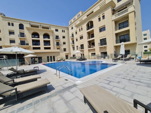 للايجار بالوسيل غرفه وصاله مفروشه