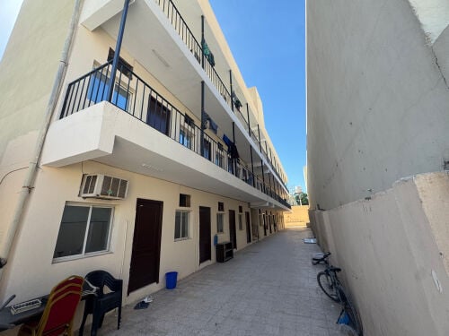 للإيجار مبنى سكن في الصناعية