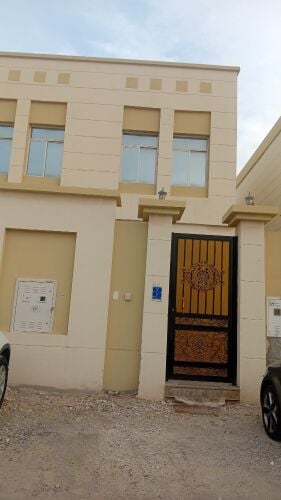 استديو بالدحيل خلف اللاندمارك