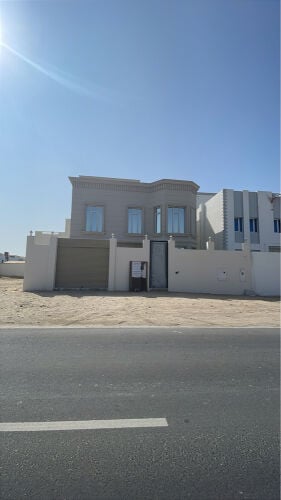 نعيجه للبيع فيلا بتشطيب مميز