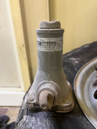 جيك تويوتا لاند كروزر