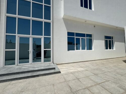 فيلا فاخرة للبيع في الوعب