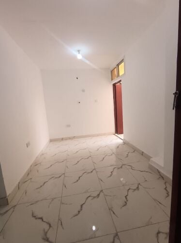 شقة غرفة وصالة للايجار معيذر ج