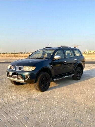 pajero sport /2010 / 71248427