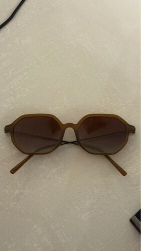 نضارة شبيها البدع 