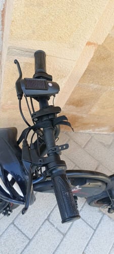 electric scooter