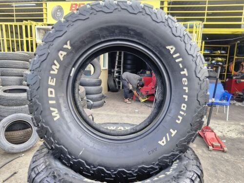 285/70/17 " WIDEWAY tyre"model 25