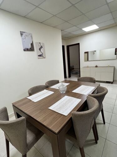 luxury 2bhk fully furnished