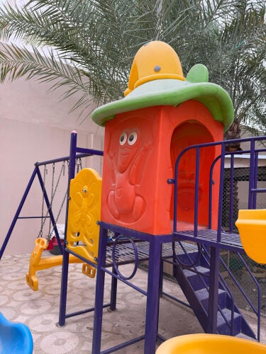 لعبة أطفال 