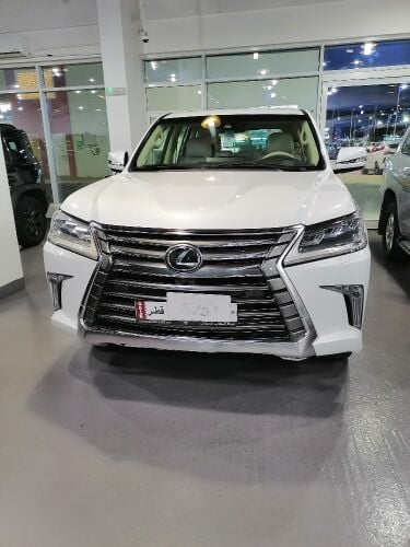 Lexus LX 570S