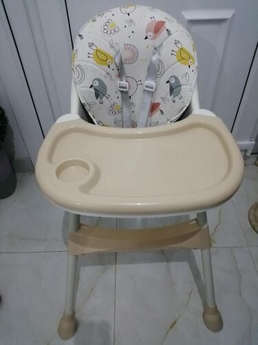 كرسي طعام جونيور بحاله ممتازه