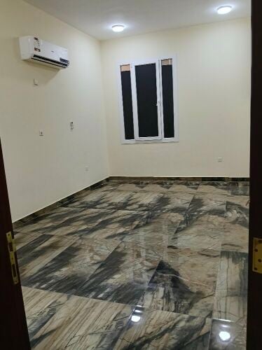 للإيجار ستوديو بفيلا اول ساكن