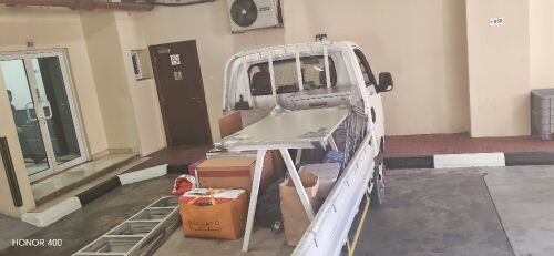 Moving shifting transport