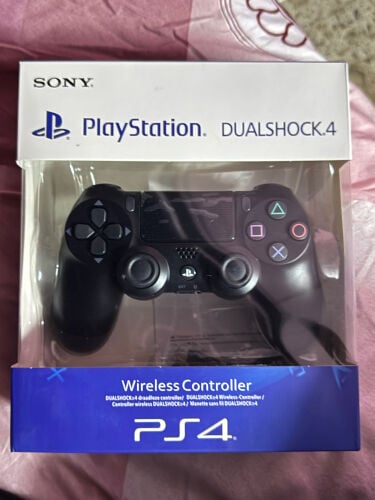 PS4 wireless controller