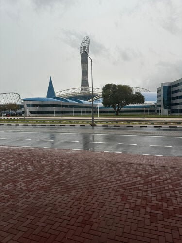 شقة للإيجار في الوعب مقابل سباير 