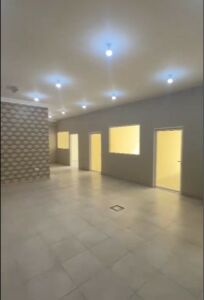 مكتب للإيجار بمعيذر