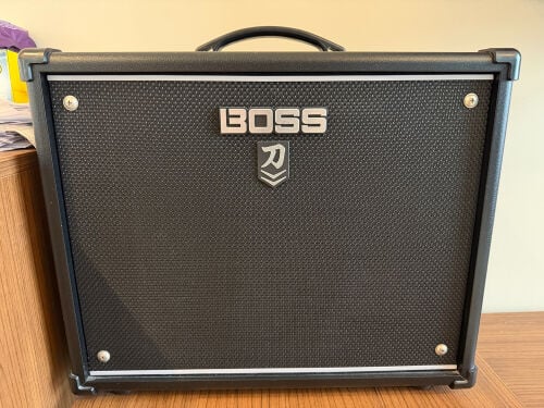 Boss Karana Amplifier Bass Guitar